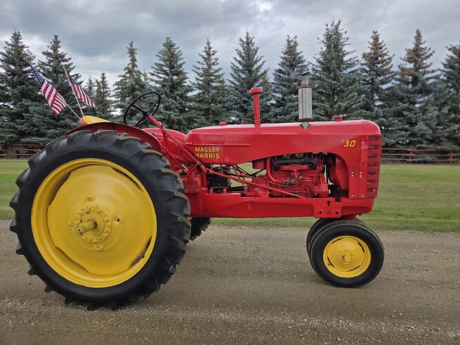 1952 Massey Harris 30 left side profile