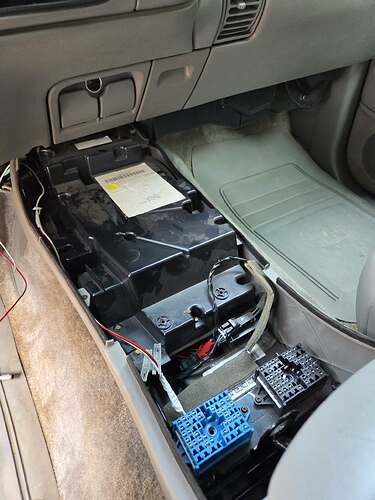 Installing the OBS Escalade console into a GMT400