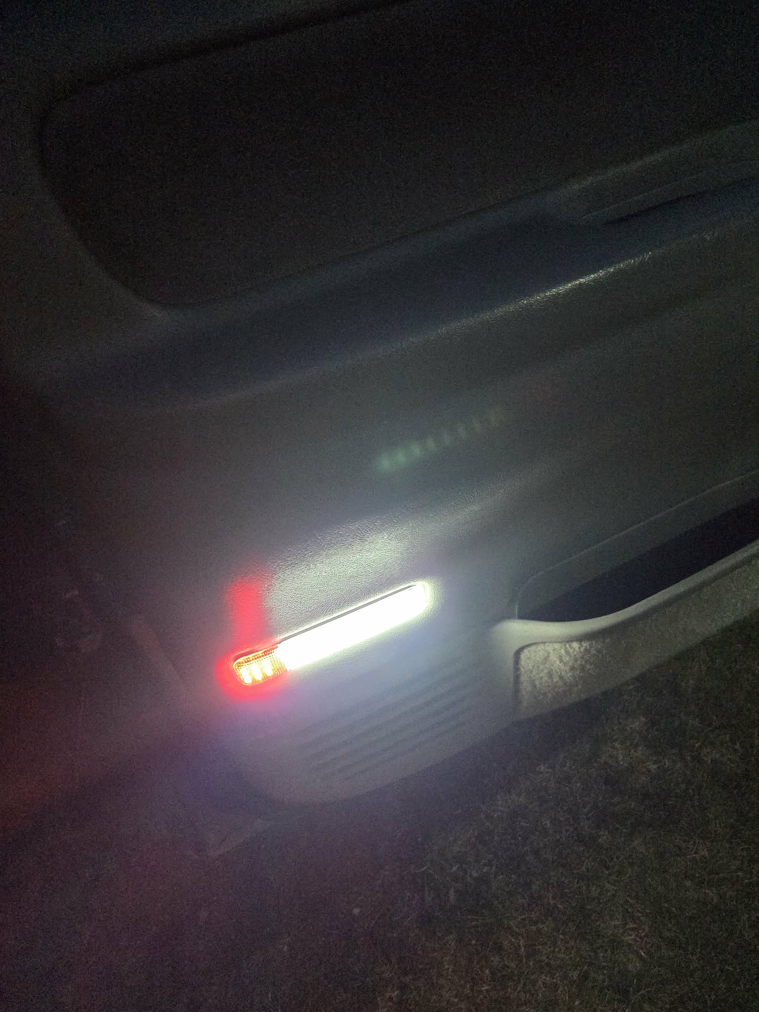 GMT400 door light illumination LED upgrade showing door panel light output